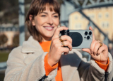 Leica LUX Grip for Smartphone Snappers
